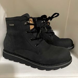 Royal Canadian Tecumseh Women’s Winter Boots Women’s Size 8